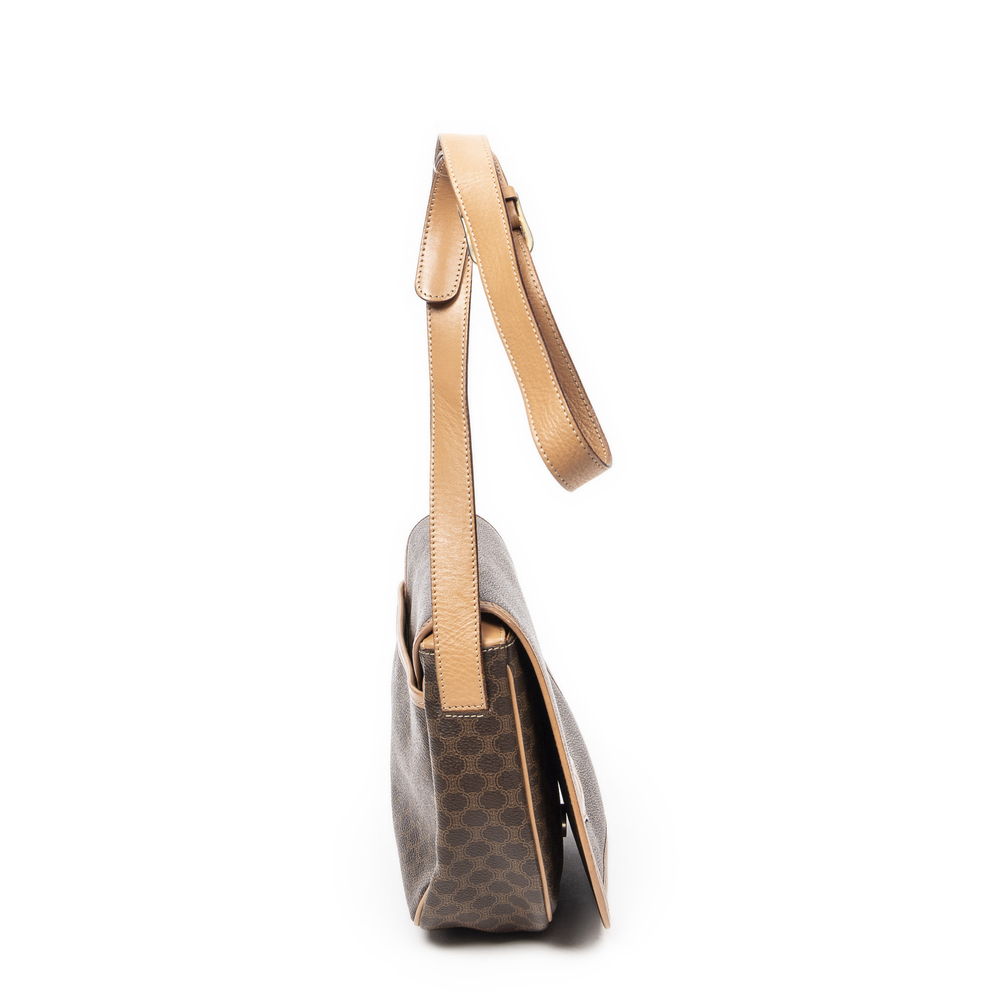 Celine Vintage Flap Crossbody - Picture 4 of 10